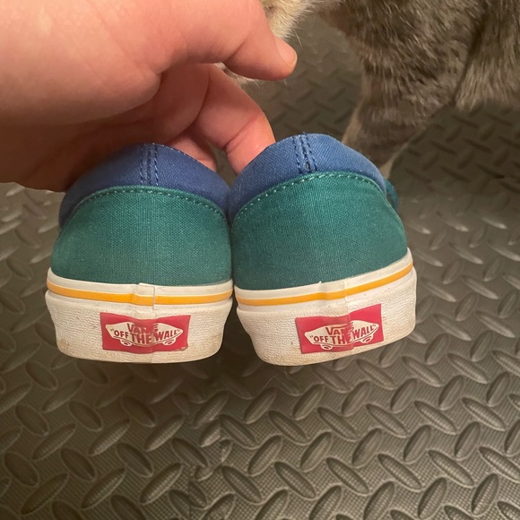 Unisex Van shoes Mens 7 Woman’s 8.5. - Picture 2 of 4